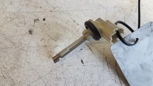 Gebruikte Sensor Temperatuur binnen Ford S-Max (GBW) 2.0 TDCi 16V 140 Prijs € 10,00 Margeregeling aangeboden door Autodemontagebedrijf Smit