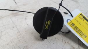 Gebruikte Oliedop Mazda 6 SportBreak (GH19/GHA9) 2.0i 16V S-VT Prijs € 15,00 Margeregeling aangeboden door Autodemontagebedrijf Smit