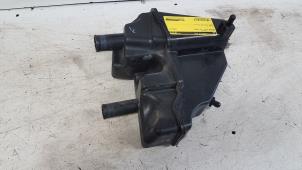 Gebruikte Luchtfilterhuis Nissan Pixo (D31S) 1.0 12V Prijs op aanvraag aangeboden door Autodemontagebedrijf Smit