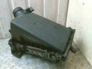 Gebruikte Luchtfilterhuis Volkswagen Bora (1J2) 1.6 Prijs € 40,00 Margeregeling aangeboden door Autodemontagebedrijf Smit