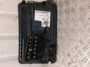 Gebruikte Accubak Volkswagen Polo IV (9N1/2/3) 1.9 TDI 100 Prijs € 20,00 Margeregeling aangeboden door Autodemontagebedrijf Smit