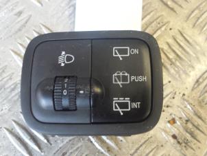 Gebruikte Schakelaar Licht Hyundai Accent 1.3i 12V Prijs € 15,00 Margeregeling aangeboden door Autodemontagebedrijf Smit
