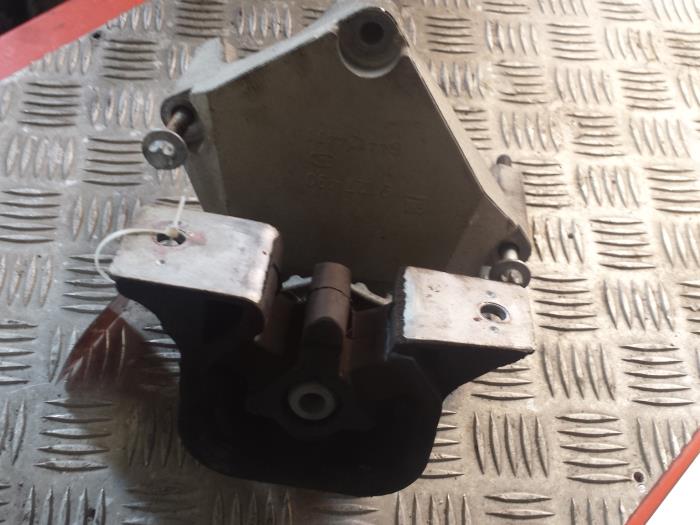 Gebruikte Motorsteun Audi A2 (8Z0) 1.4 TDI Prijs € 30,00 Margeregeling aangeboden door Autodemontagebedrijf Smit