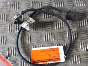 Gebruikte Temperatuursensor buiten Opel Corsa C (F08/68) 1.2 16V Prijs € 15,00 Margeregeling aangeboden door Autodemontagebedrijf Smit