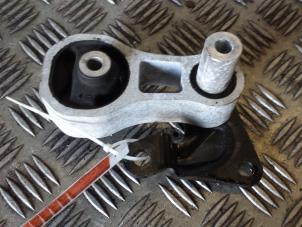 Gebruikte Motorsteun Ford Fiesta 5 (JD/JH) 1.4 TDCi Prijs € 10,00 Margeregeling aangeboden door Autodemontagebedrijf Smit