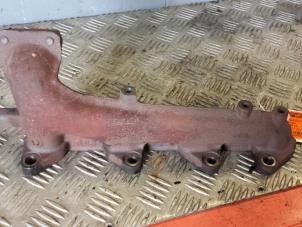 Gebruikte Uitlaatspruitstuk Toyota Corolla (E12) 2.0 D-4D 16V 110 Prijs € 50,00 Margeregeling aangeboden door Autodemontagebedrijf Smit