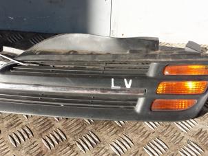 Gebruikte Grille Nissan Micra (K12) 1.2 16V Prijs € 15,00 Margeregeling aangeboden door Autodemontagebedrijf Smit