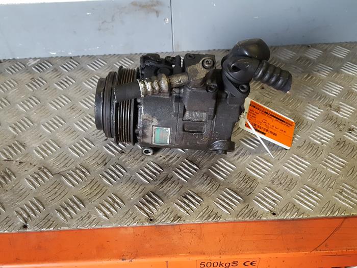 Gebruikte Aircopomp Mercedes E Combi (S210) 3.2 E-320 V6 18V Prijs € 15,00 Margeregeling aangeboden door Autodemontagebedrijf Smit