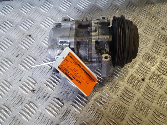 Gebruikte Aircopomp Mazda MX-5 (NA18/35/6C/8C) 1.6i 16V Prijs € 70,00 Margeregeling aangeboden door Autodemontagebedrijf Smit