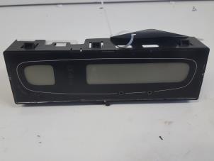 Gebruikte Display Interieur Renault Laguna II Grandtour (KG) 1.9 dCi 100 Prijs € 25,00 Margeregeling aangeboden door Autodemontagebedrijf Smit