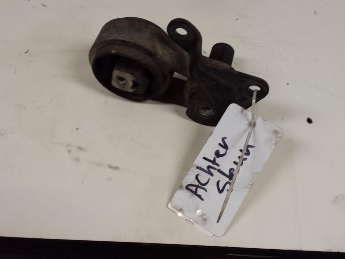 Gebruikte Motorrubber Ford Fiesta 5 (JD/JH) 1.25 16V Prijs € 10,00 Margeregeling aangeboden door Autodemontagebedrijf Smit