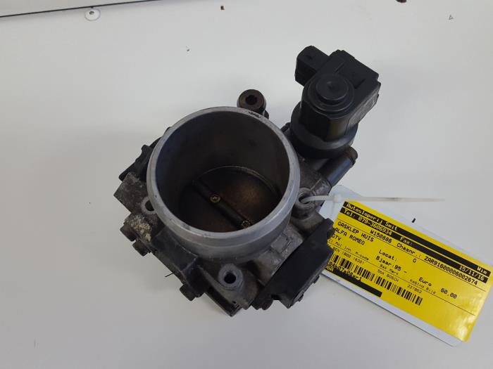 Gebruikte Gasklephuis Alfa Romeo GTV (916) 2.0 16V Twin Spark Prijs € 25,00 Margeregeling aangeboden door Autodemontagebedrijf Smit