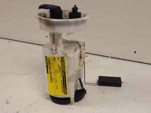 Gebruikte Tank element Pomp Volkswagen Beetle Prijs € 40,00 Margeregeling aangeboden door Autodemontagebedrijf Smit