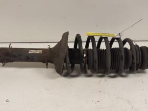 Gebruikte Mac Phersonpoot rechts-voor Volkswagen Beetle Prijs € 35,00 Margeregeling aangeboden door Autodemontagebedrijf Smit