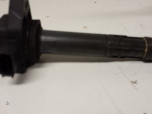 Gebruikte Pen Bobine Honda Civic (EM) 1.7 16V LS Prijs € 10,00 Margeregeling aangeboden door Autodemontagebedrijf Smit