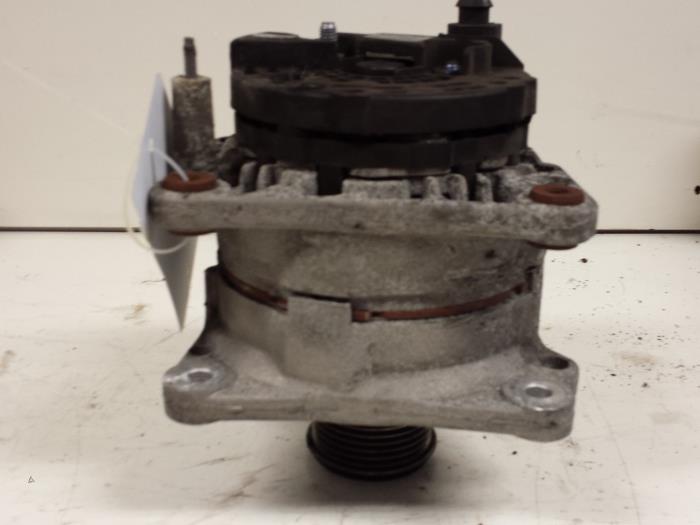 Gebruikte Dynamo Skoda Fabia (6Y2) 1.4 TDI 80 Prijs € 15,00 Margeregeling aangeboden door Autodemontagebedrijf Smit