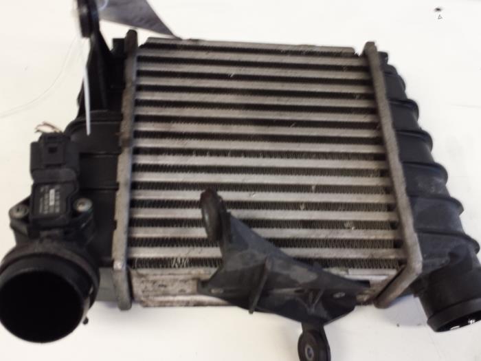Gebruikte Intercooler Skoda Fabia (6Y2) 1.4 TDI 80 Prijs € 25,00 Margeregeling aangeboden door Autodemontagebedrijf Smit