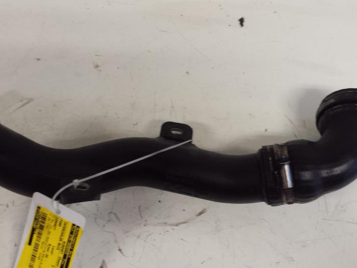 Gebruikte Intercooler Buis Ford Transit Connect 1.8 Tddi Prijs € 45,00 Margeregeling aangeboden door Autodemontagebedrijf Smit