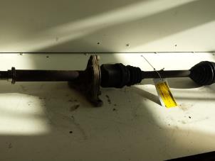 Gebruikte Aandrijfas rechts-voor Renault Megane II (BM/CM) 1.5 dCi 80 Prijs € 25,00 Margeregeling aangeboden door Autodemontagebedrijf Smit