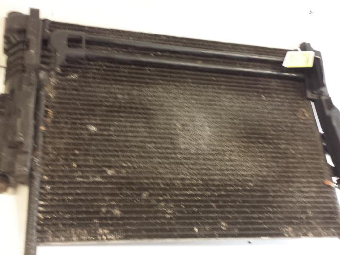 Gebruikte Airco Radiateur BMW 3 serie (E46/2C) 325 Ci 24V Prijs € 35,00 Margeregeling aangeboden door Autodemontagebedrijf Smit