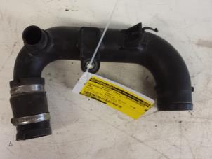 Gebruikte Intercooler Buis Opel Corsa D 1.3 CDTi 16V ecoFLEX Prijs € 25,00 Margeregeling aangeboden door Autodemontagebedrijf Smit