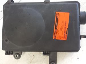 Gebruikte Luchtfilterhuis Toyota Prius (NHW11L) 1.5 16V Prijs op aanvraag aangeboden door Autodemontagebedrijf Smit