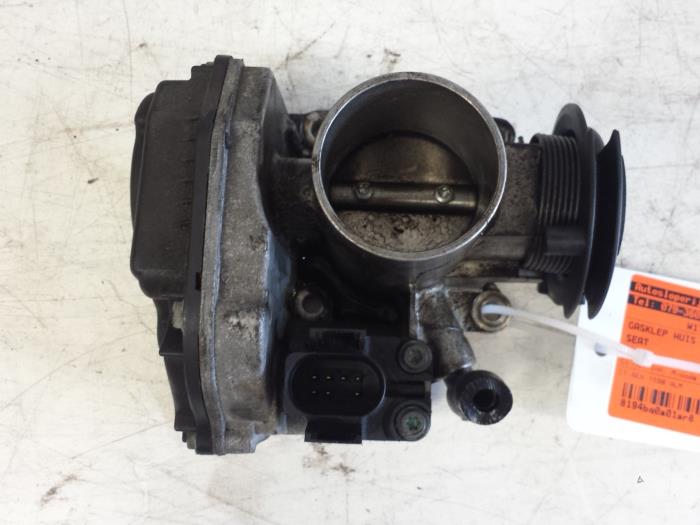 Gebruikte Gasklephuis Seat Ibiza II (6K1) 1.6i Prijs € 25,00 Margeregeling aangeboden door Autodemontagebedrijf Smit