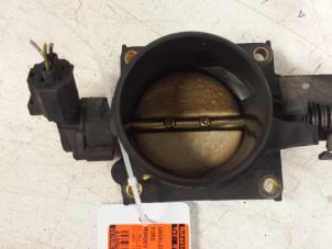 Gebruikte Gasklephuis Ford Mondeo III Wagon 1.8 16V Prijs € 30,00 Margeregeling aangeboden door Autodemontagebedrijf Smit