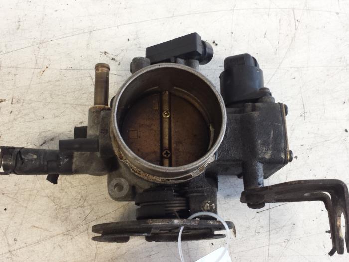 Gebruikte Gasklephuis Chevrolet Tacuma 2.0 16V Prijs € 40,00 Margeregeling aangeboden door Autodemontagebedrijf Smit