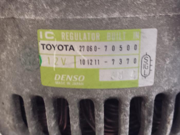 Alternator van een Lexus IS (E2) 200 2.0 24V 1999