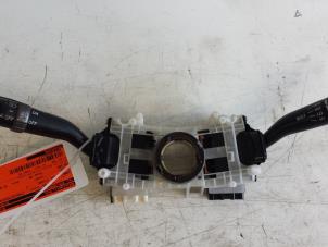 Gebruikte Combischakelaar Stuurkolom Lexus IS (E2) 200 2.0 24V Prijs € 25,00 Margeregeling aangeboden door Autodemontagebedrijf Smit