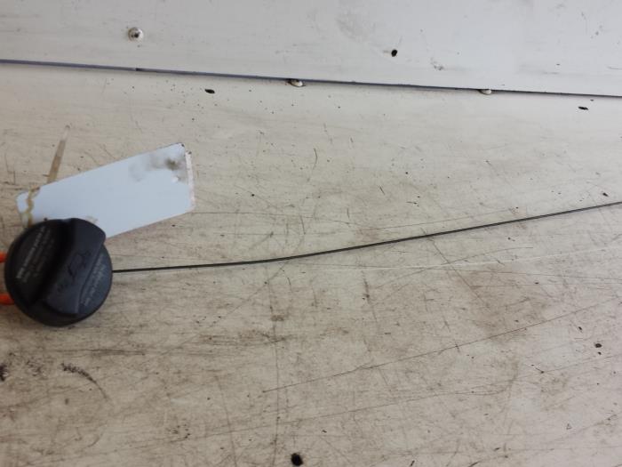 Gebruikte Oliedop Volkswagen Polo III (6N1) 1.4i 60 Prijs € 5,00 Margeregeling aangeboden door Autodemontagebedrijf Smit