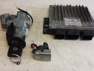 Gebruikte Contactslot + computer Nissan Note (E11) 1.5 dCi 86 Prijs € 140,00 Margeregeling aangeboden door Autodemontagebedrijf Smit