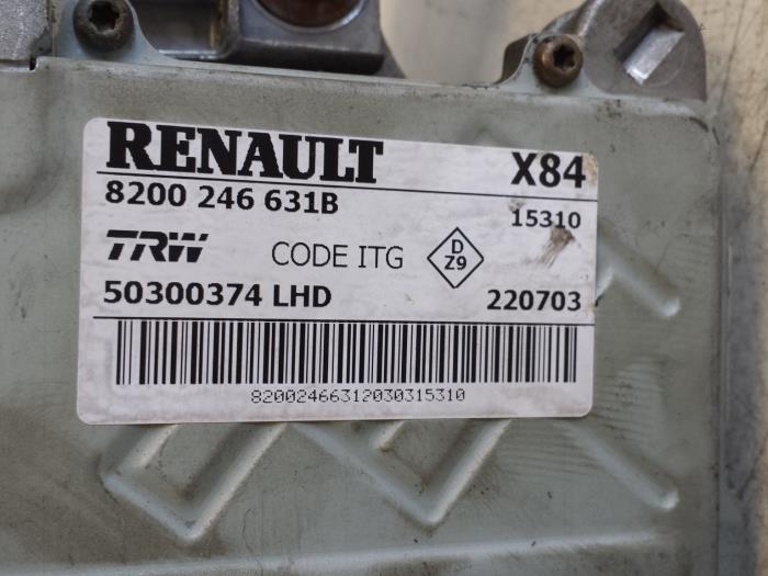 Stuurbekrachtiging Servo Set (compleet) van een Renault Megane II (LM) 1.6 16V 2004