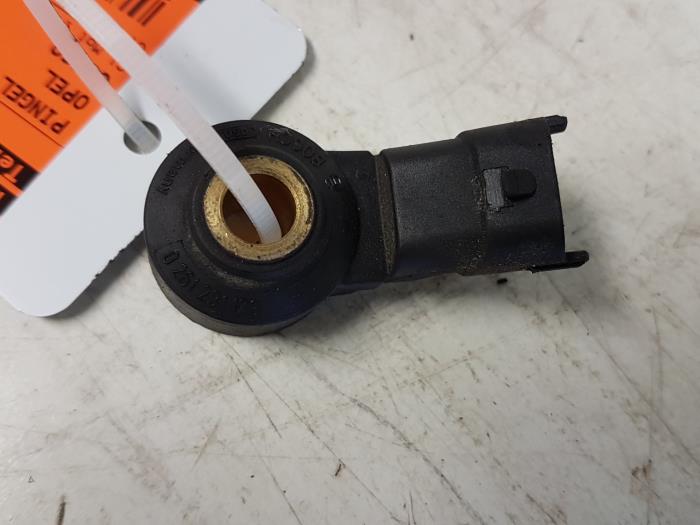 Gebruikte Klopsensor Opel Corsa Prijs € 10,00 Margeregeling aangeboden door Autodemontagebedrijf Smit