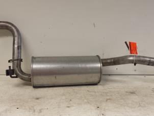 Gebruikte Uitlaat Middendemper Ford Focus 1 1.8 16V Prijs € 30,00 Margeregeling aangeboden door Autodemontagebedrijf Smit