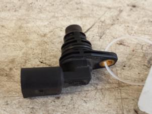 Gebruikte Nokkenas Sensor Volkswagen Polo III (6N2) 1.4 Prijs € 20,00 Margeregeling aangeboden door Autodemontagebedrijf Smit