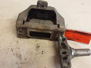 Gebruikte Motorrubber Volkswagen Golf IV (1J1) 2.3 V5 GTI Prijs € 30,00 Margeregeling aangeboden door Autodemontagebedrijf Smit