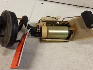 Gebruikte Tank element Pomp Hyundai Coupe 2.0i 16V Prijs € 45,00 Margeregeling aangeboden door Autodemontagebedrijf Smit