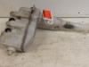 Mazda 323 Fastbreak (BJ14) 1.5 LX,GLX 16V Ruitensproeiertank voor