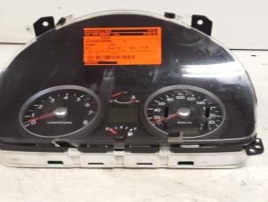 Gebruikte Instrumentenpaneel Hyundai Getz 1.3i 12V Prijs € 70,00 Margeregeling aangeboden door Autodemontagebedrijf Smit