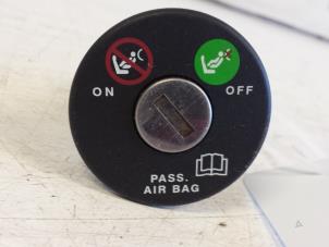 Gebruikte Airbag Sensor Fiat Multipla Prijs € 25,00 Margeregeling aangeboden door Autodemontagebedrijf Smit