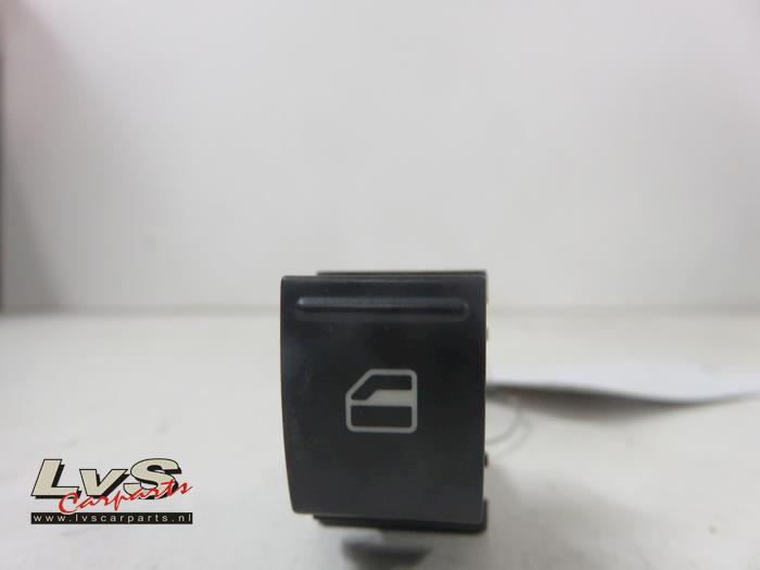 Volkswagen Polo Electric window switch