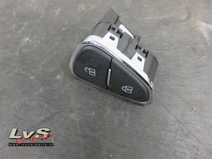 Opel Corsa Central locking switch