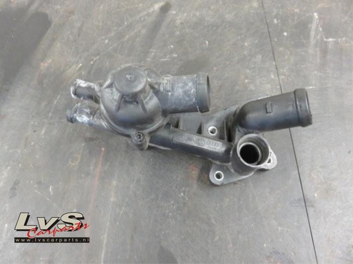 Volkswagen Polo Thermostat housing