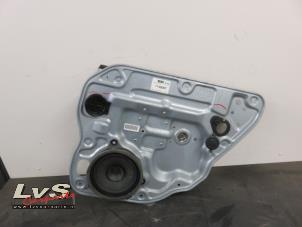 Gebruikte Raammechaniek 4Deurs rechts-achter Volvo V50 (MW) 2.0 D 16V Prijs € 32,00 Margeregeling aangeboden door LvS Carparts