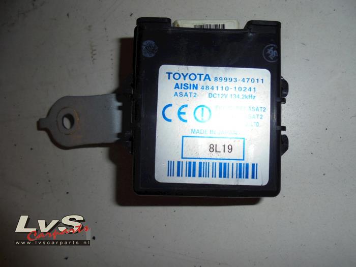 Toyota Prius Central door locking module
