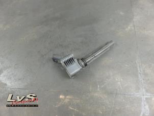 Gebruikte Pen Bobine Volkswagen Golf VII Variant (AUVV) 2.0 R 4 Motion 16V Prijs € 16,00 Margeregeling aangeboden door LvS Carparts