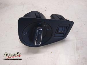 Gebruikte Licht Schakelaar Volkswagen Golf Sportsvan (AUVS) 1.4 TSI 16V Prijs € 13,00 Margeregeling aangeboden door LvS Carparts