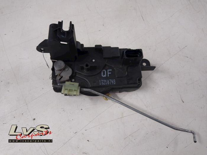 Opel Astra Door lock mechanism 4-door, front left